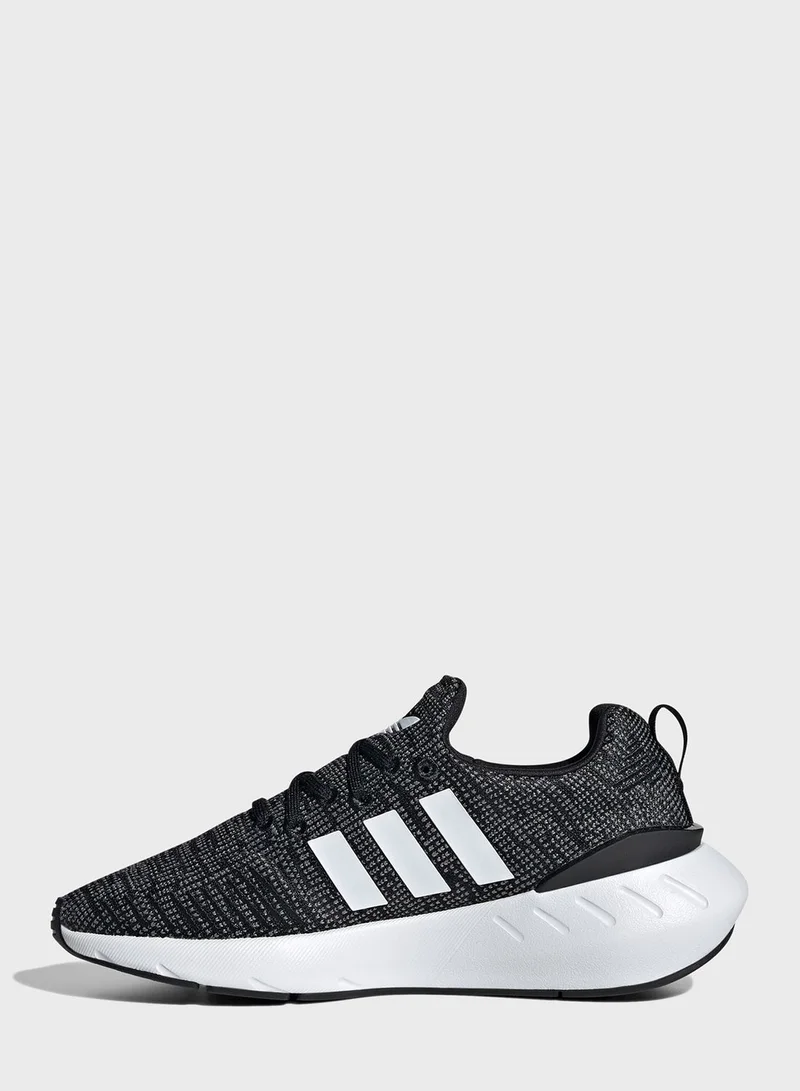 adidas Originals Youth Swift Run 22
