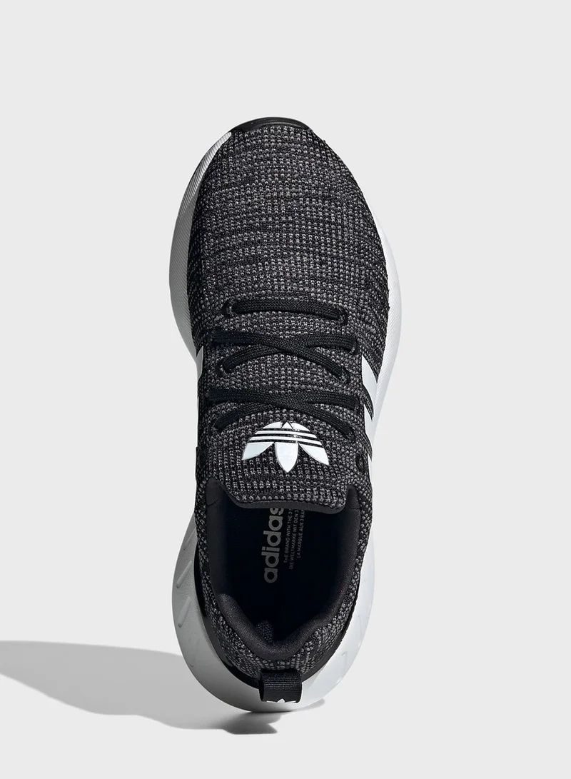 adidas Originals Youth Swift Run 22