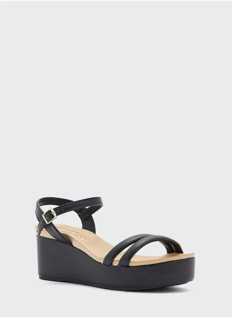 بيرا ريو Ankle Strap Low Heel Wedge Sandals