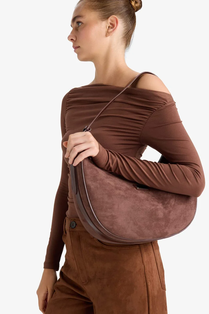 ديفاكتو Woman Suede Crossbody Bag