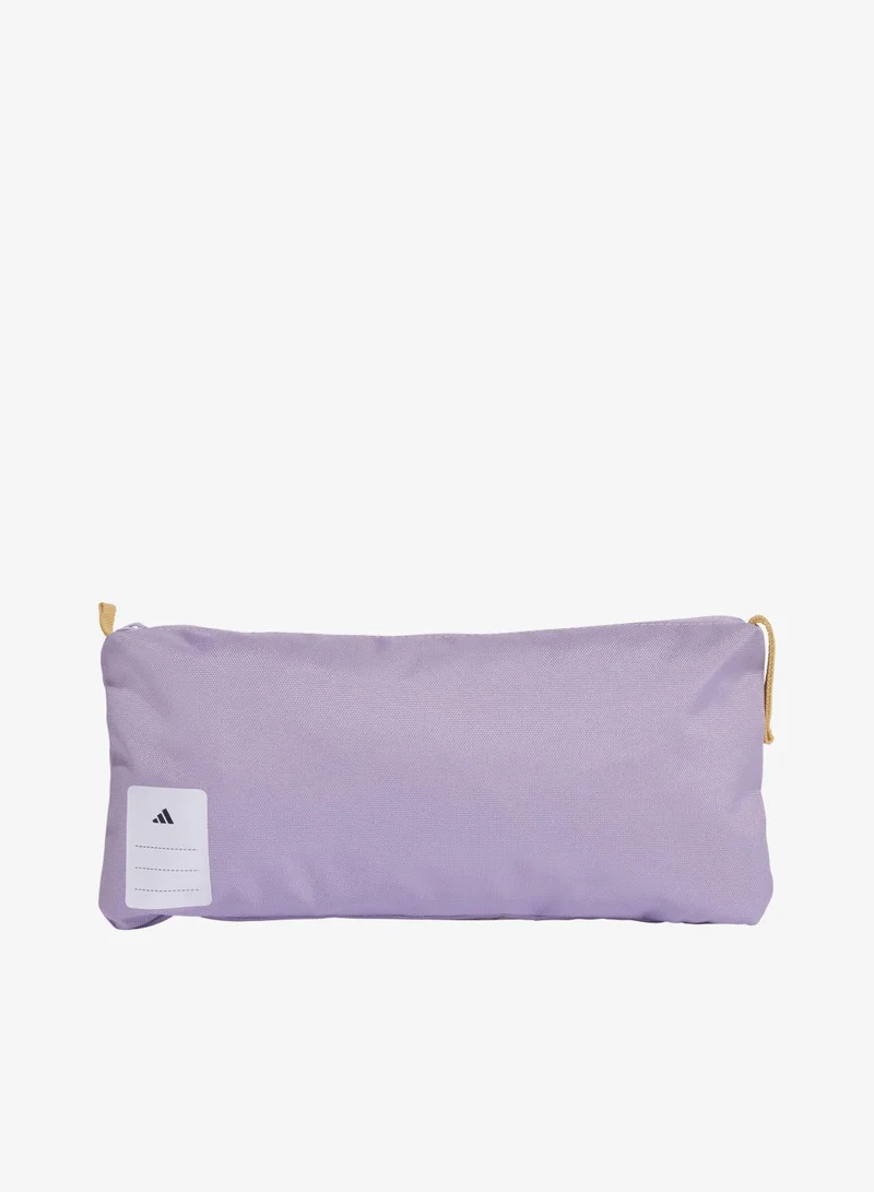 اديداس مقلمة بتصميم مسطح