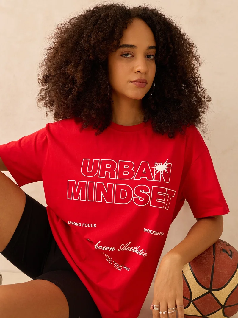 OUTZIDR Red Crew Neck Graphic Tshirt