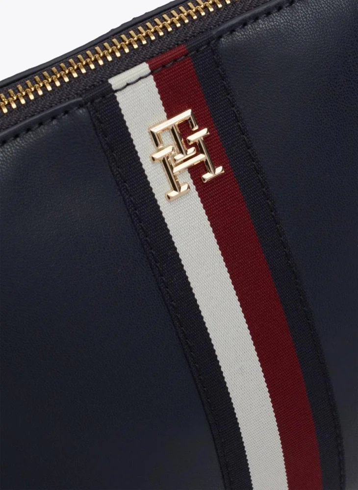 تومي هيلفيغر Zip Over Crossbody