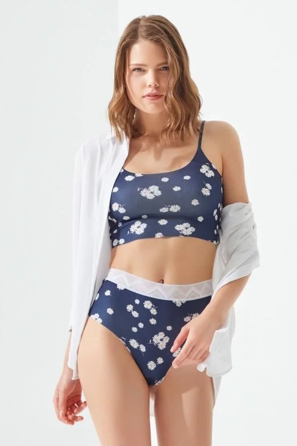 كوتن هيل Laser Cut Patterned Crop Bustier with Adjustable Straps 3 Pack - 2