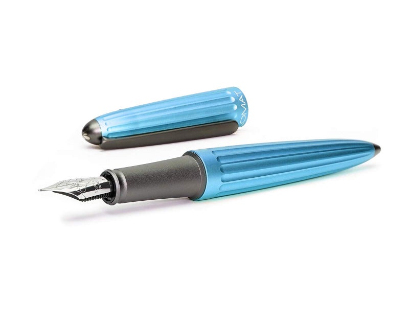 DIPLOMAT Aero Turquoise Fountain Pen (EF) D40311021 - Image 1