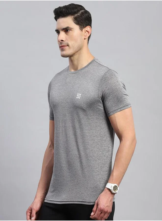 روك إت Men Round Neck Half Sleeve Smart Fit TShirt by Styli