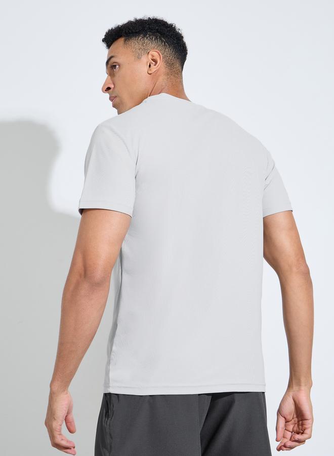 Styli White Solid Round Neck Short Sleeves Regular Fit Active T-Shirt - Image 4