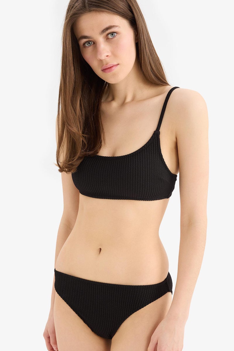 DeFacto Woman Regular Fit Bikini Top  - Image 2