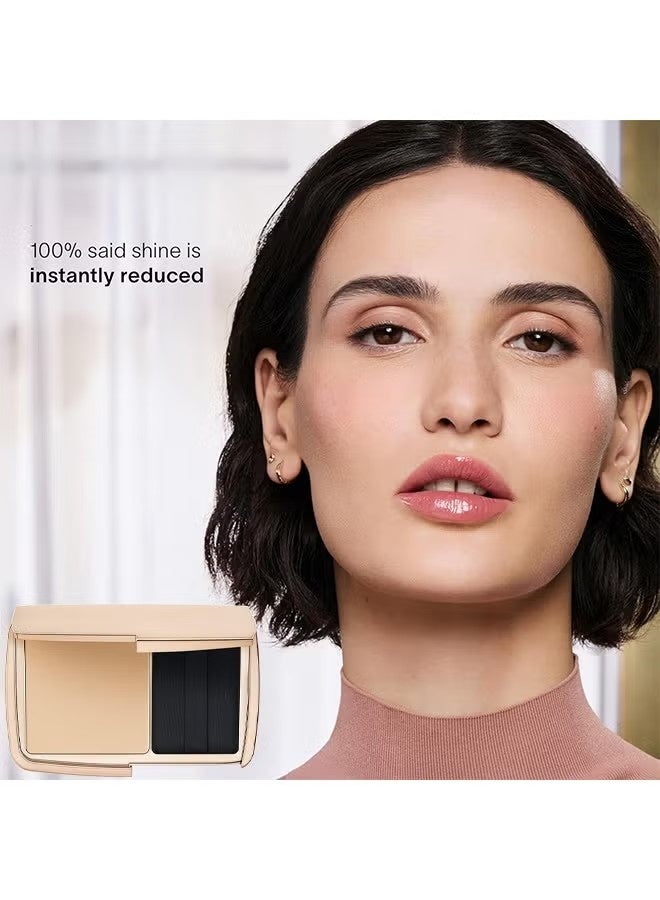 Hourglass Immaculate Hourglass Vanish Airbrush Pressed Powder, Pressed Powder Compact With Mirror And Puff Makeup Setting Finishing Blurring Natural Translucent Lightweight Face Sebum Oil Control Vegan Formula, Long-Lasting Matte Finish (Translucent Medium) - Image 3