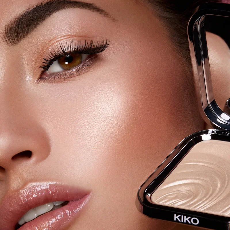 Kiko Milano 1 Glow Fusion Intense Powder Highlighter - 01 for Women | Best Price UAE