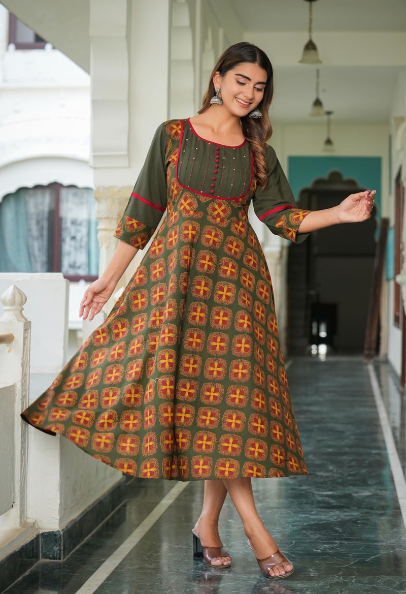 Yash Gallery Women's Plus Size Cotton Floral Printed Pintucks Regular Fit Anarkali Kurta (1566PLYKGREEN, Green, 3XL) - Image 3