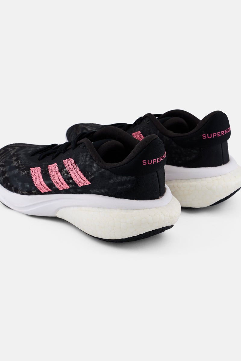 Adidas أحذية جري نسائية سوبرنوفا 3 مزودة بأربطة، متعددة الألوان - Image 2