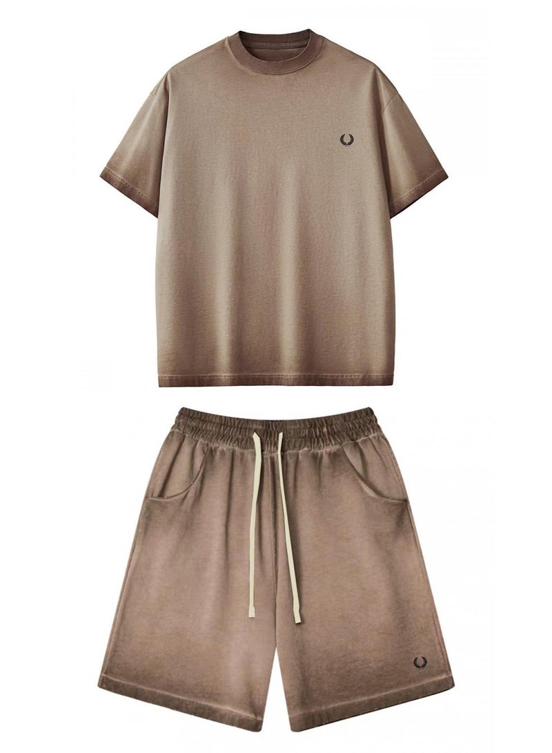 FRED PERRY three-dimensional LOGO for men and women is vintage washed to make an old casual suit, with loose short-sleeved T-shirts and casual shorts. - Image 4