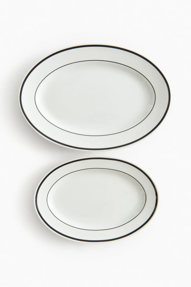 H&M 2-pack porcelain serving plates
