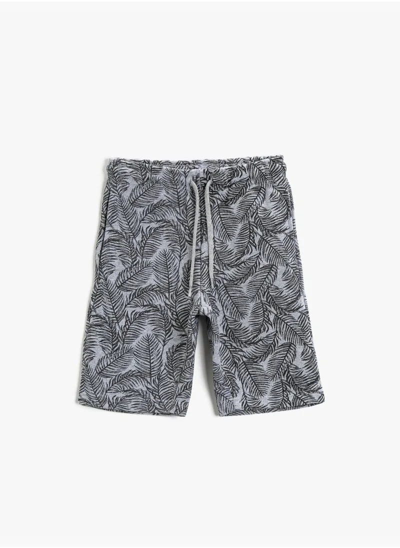 KOTON Leaf Printed Shorts