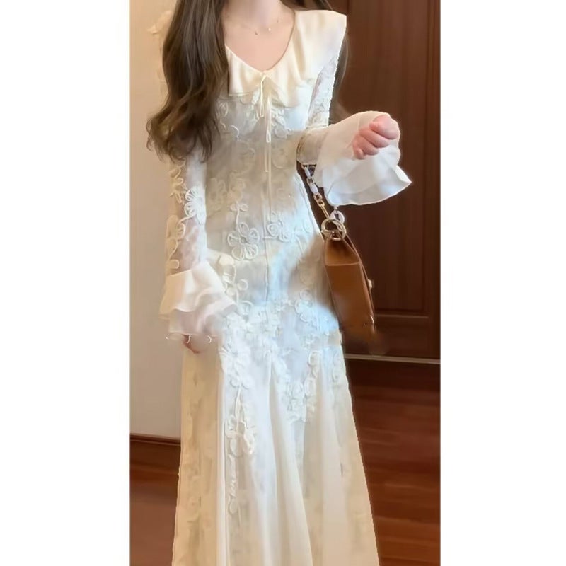French V-neck lace long sleeve dress womens 2024 autumn new retro womens elegant waist fishtail skirt Picture color 
