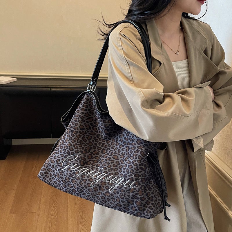 Menderya Women's Vintage Leopard Print Large Capacity Tote Shoulder Bag - Image 3