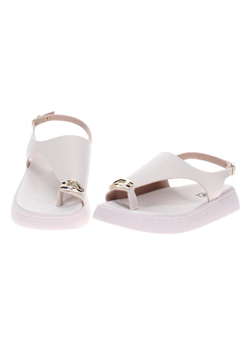 Molekinha Junior Girls’ Flat Sandals with Back Strap – Secure Fit and Comfortable Daily Wear - Image 4