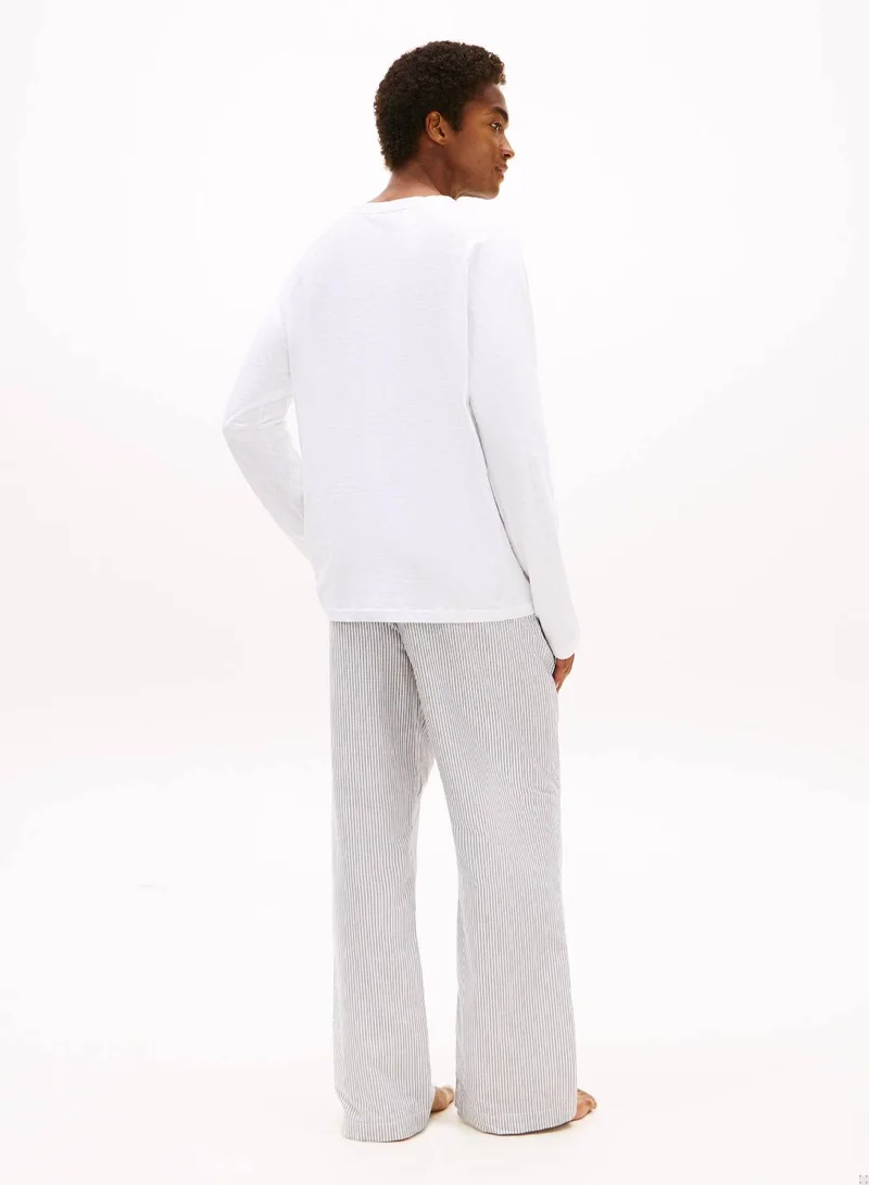 Tommy Hilfiger Th Optic White 000001 Long Sleeves Lounge T-Shirt for Men | Best Price UAE