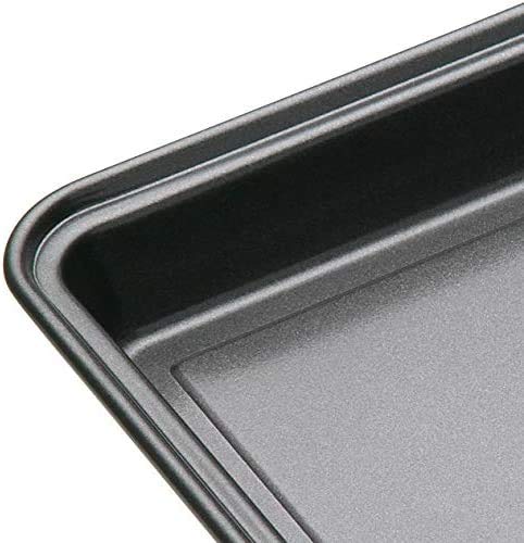 Master Class MasterClass Baking Tray for thinKitchen:, Non-Stick, Brownie Tin, Oven Tray for Traybakes, Carbon Steel, 34 x 20 cm, Grey - Image 3