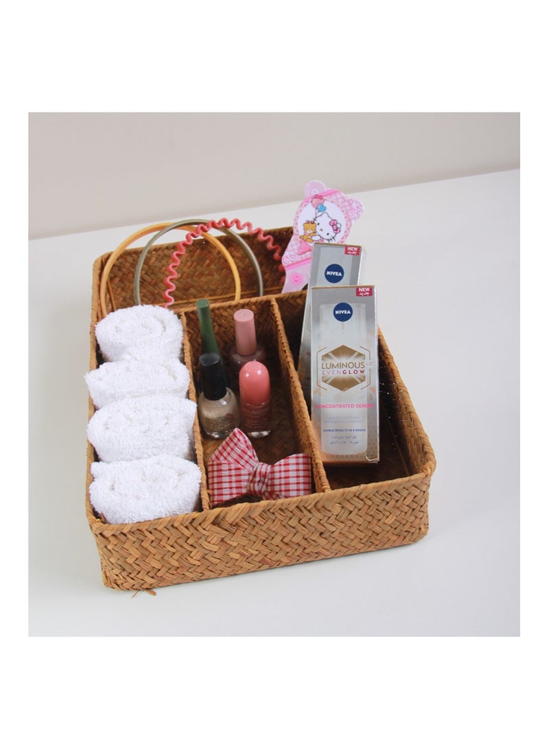 Straw basket organizer  - Image 1