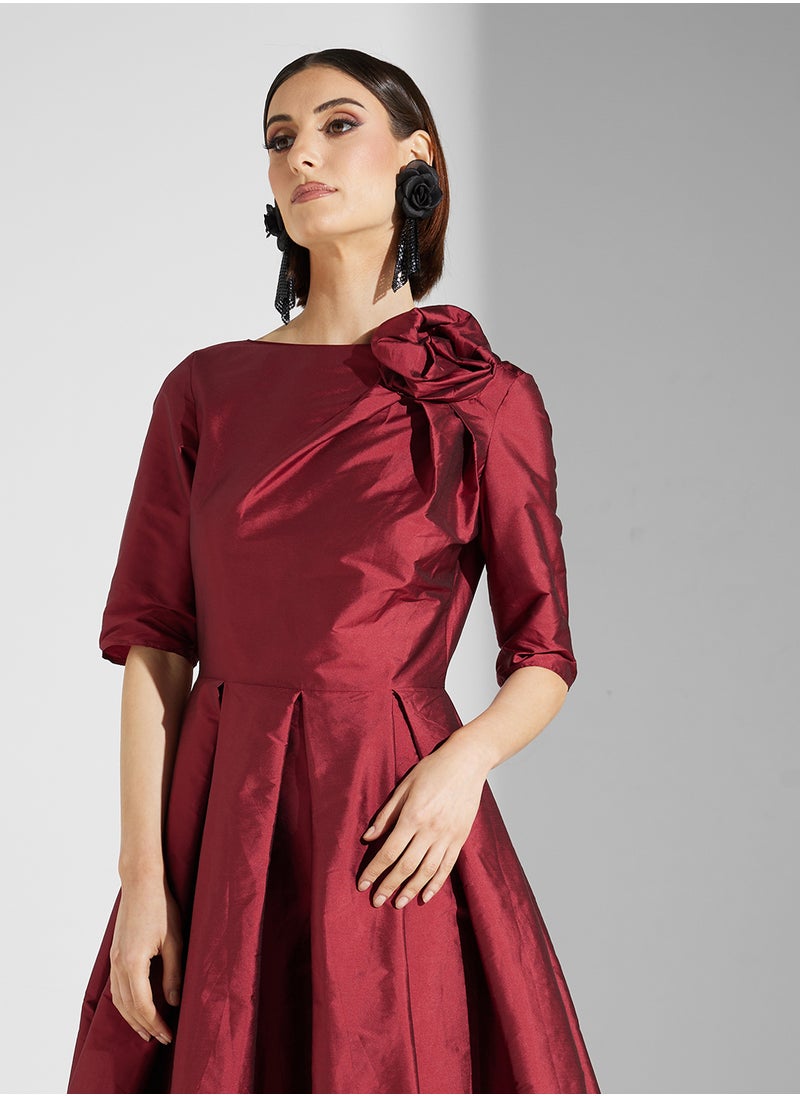Namshi x - A-Line Dress With Box Pleat & Corsage - Image 1