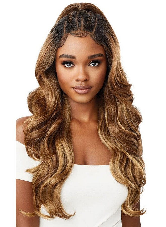 أوتر باروكة شعر أمامية من الدانتيل من Outre - خط شعر مثالي 13×6 فروة رأس صناعية - لون الغار (DR6/CHAMPAGNE FIZZ) - Image 4