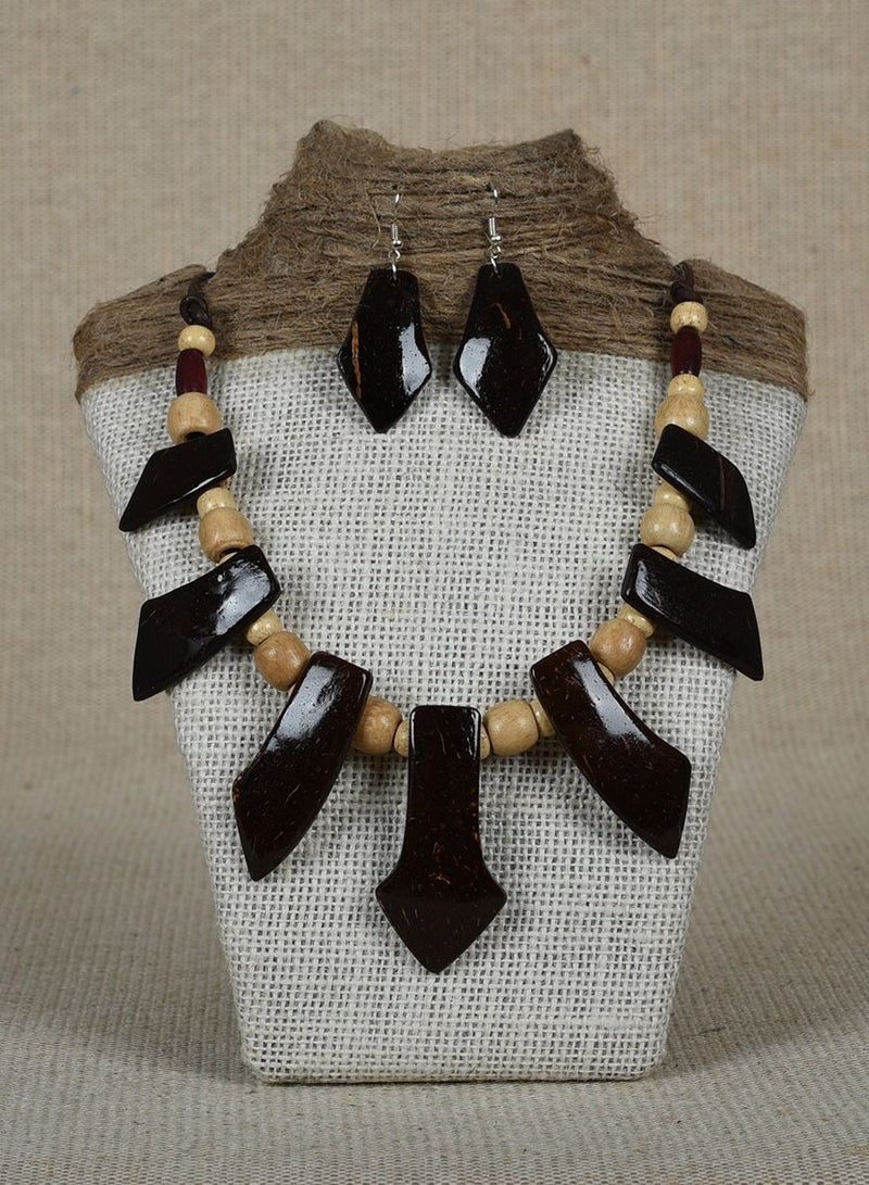 Women's Coconut Shell Tribal Look Arrow Design Necklace with Earrings Set  - Image 1