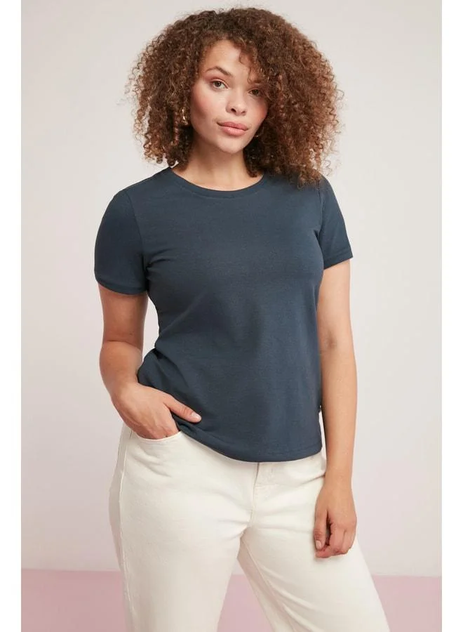 Ethiquet Perla Women's Cotton Round Neck Half Sleeve Navy Blue Plus-Size Body.