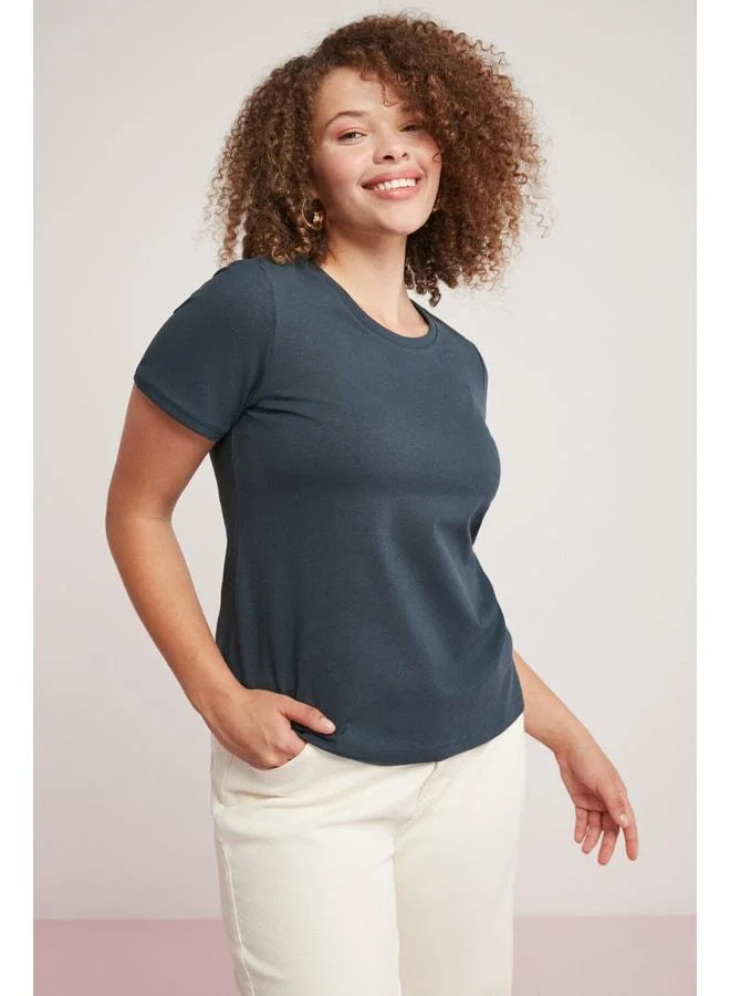 Ethiquet Perla Women's Cotton Round Neck Half Sleeve Navy Blue Plus-Size Body.