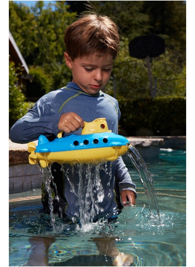 Green Toys Green Toys Submarine in Yellow & blue - BPA Free, Phthalate Free, Bath Toy with Spinning Rear Propeller. Safe Toys for Toddlers, Babies  - Image 4