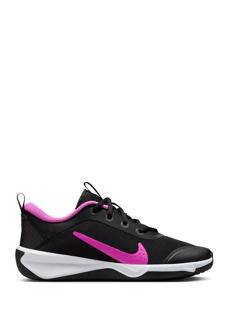 Nike Youth Omni Multi-Court Gs  - Image 1