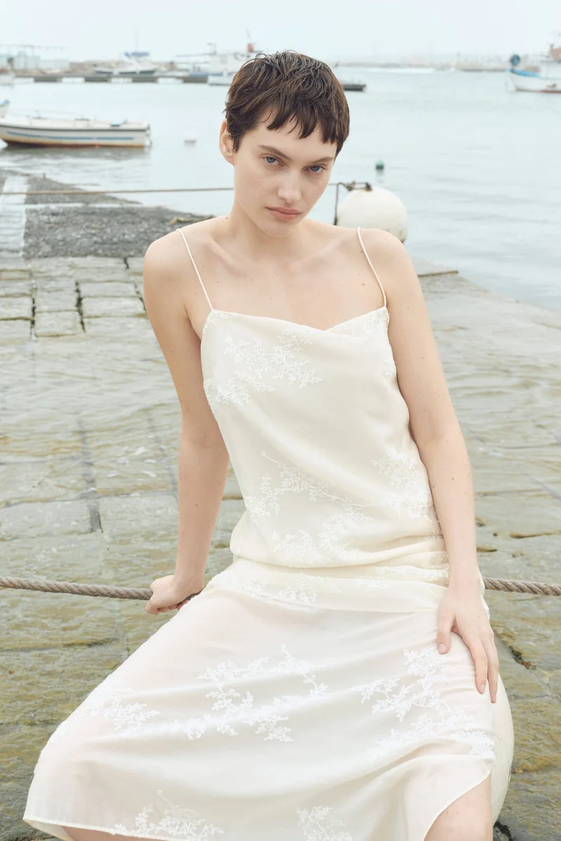 اتش اند ام Embroidered slip dress