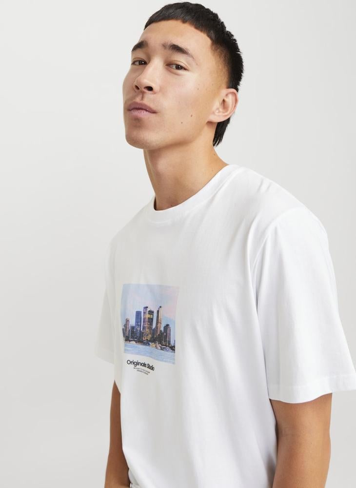 جاك اند جونز تيشيرت بياقة دائرية برسومات وقصة مريحة - Image 3