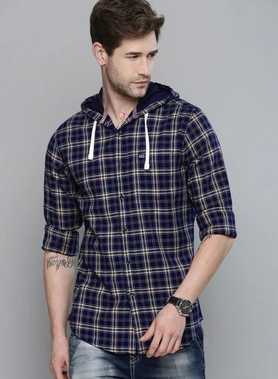 شركة المرآب الهندية Men Slim Fit Checkered Full Sleeves Hooded Casual Shirt
