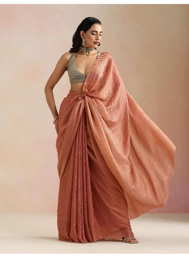 ترو برونز ساري وردي مخطط من تيشو من  مع بلوزة غير مخيطة