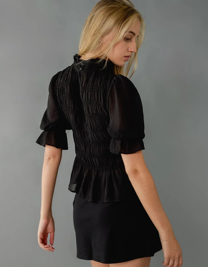 امريكان ايجل قميص بياقة متوسطة الارتفاع وتفاصيل متجمعة