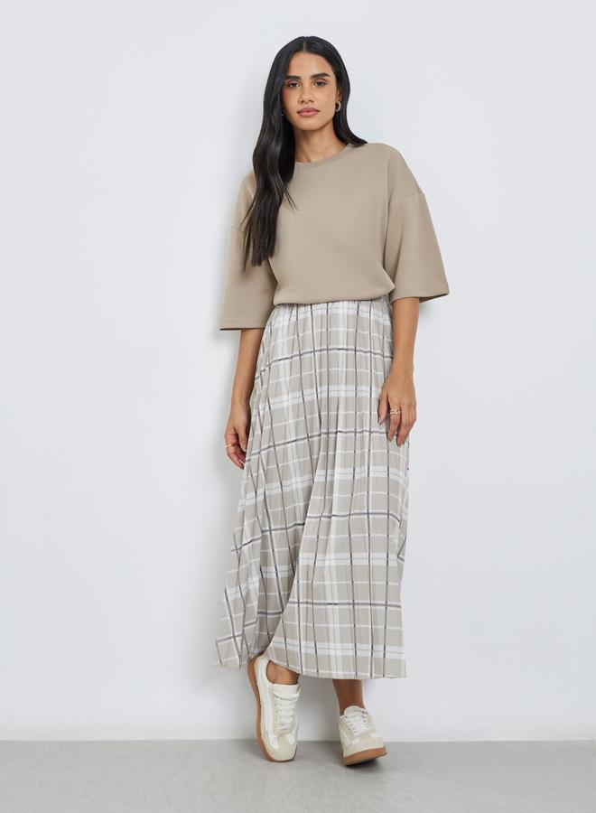 Styli Solid Short Sleeve Oversized T-Shirt - Image 5