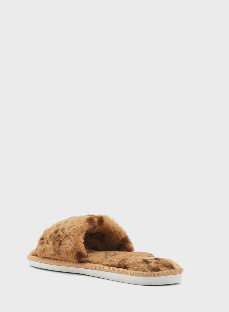 PUBLIC DESIRE Casual Bedroom Slippers