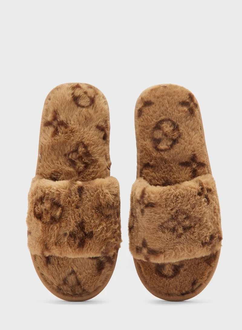 PUBLIC DESIRE Casual Bedroom Slippers