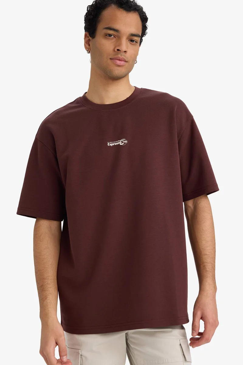 ديفاكتو Boxy Fit Crew Neck Short Sleeve T-Shirt
