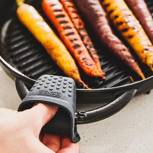 Dexas Micromitt Silicone Oven Mitts - Heat Resistant to 450°F, Set of 2, Dishwasher Safe, Non-Slip Grip, Gray - Image 5