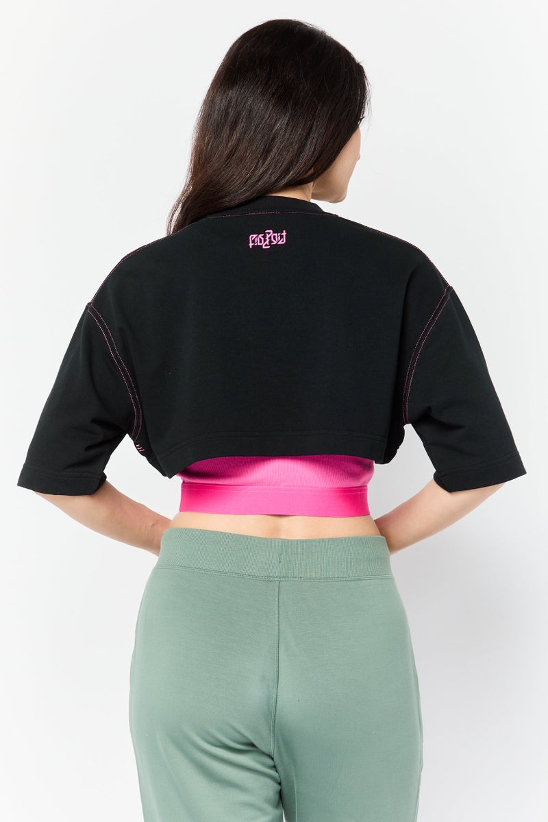 ESPRIT طقم بلوزة قصيرة برسومات جرافيك للنساء 2 في 1، أسود/وردي - Image 5