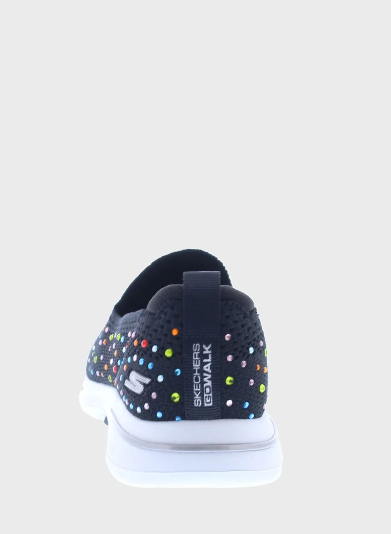 SKECHERS Go Walk 5