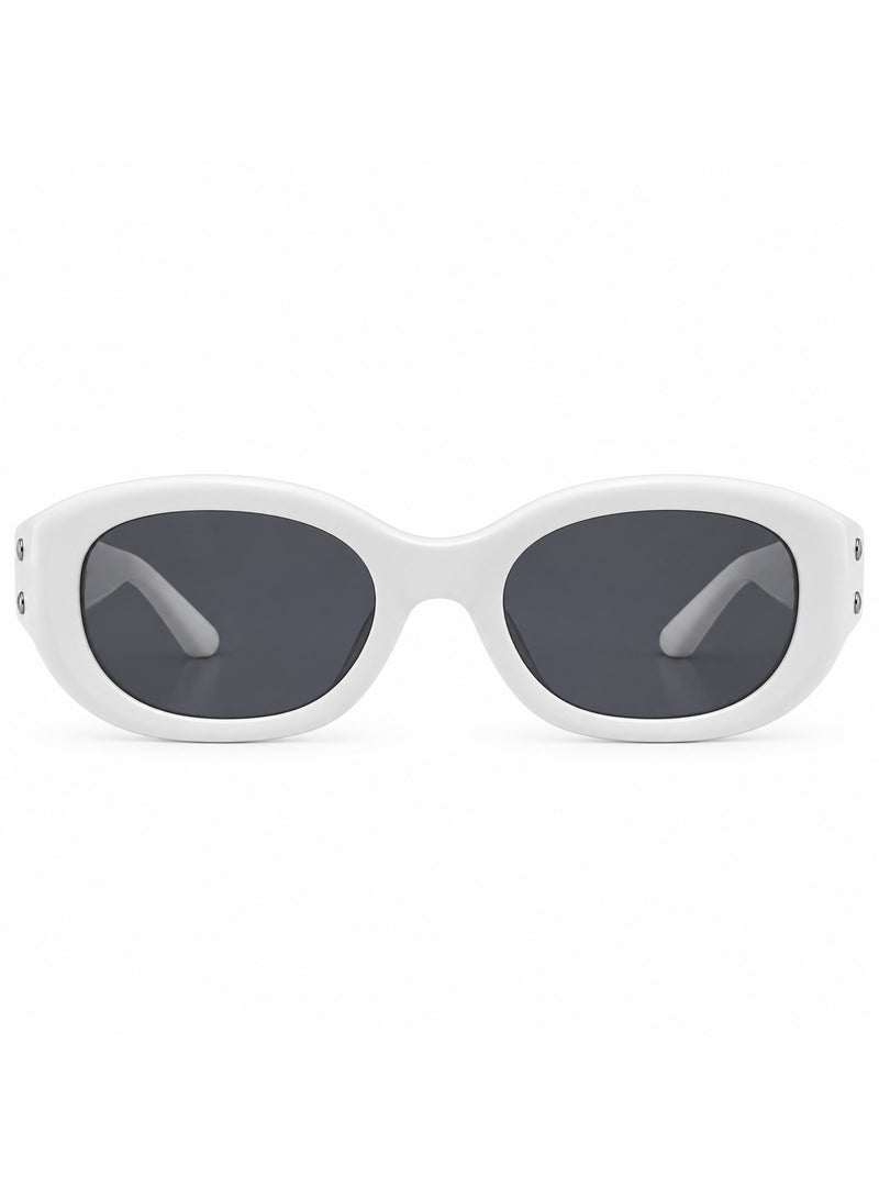 Retro Oval Sunglasses with Glossy White Frame and Dark Smoke Lenses - Image 2