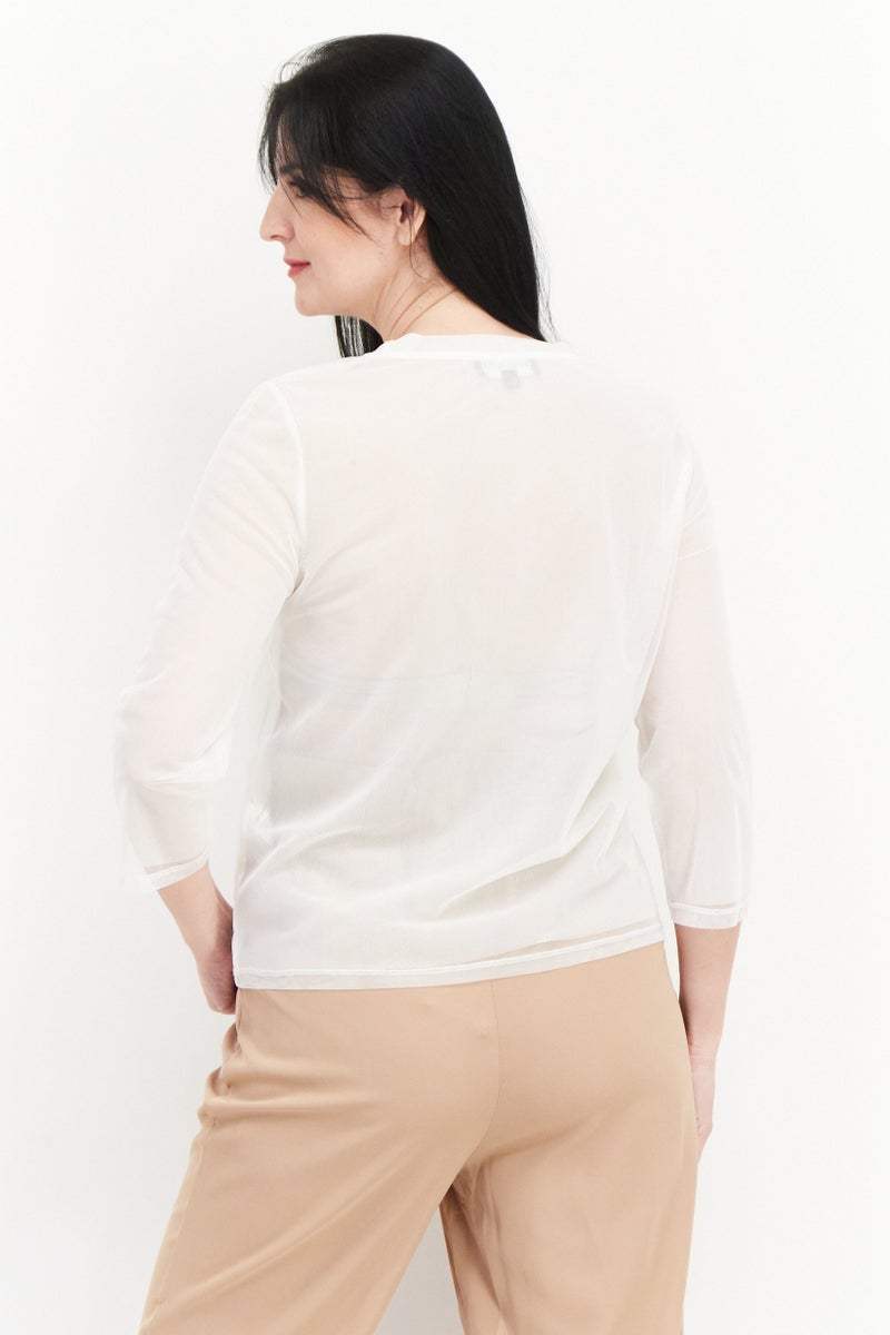 VERO MODA بلوزة نسائية بياقة دائرية وأكمام 3/4 بطباعة جرافيك، بيضاء - Image 2