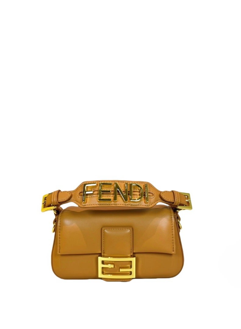Baguette Leather Shoulder Bag Fendi - Image 5