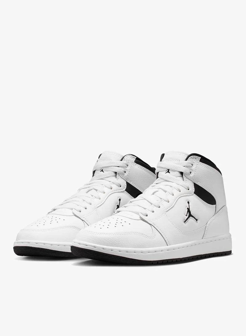 Jordan WHITE/BLACK Jordan Access Court Mid for Women | Best Price UAE
