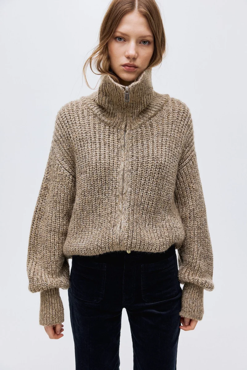 اتش اند ام كارديغان محبوك من نسيج مرن بسحاب