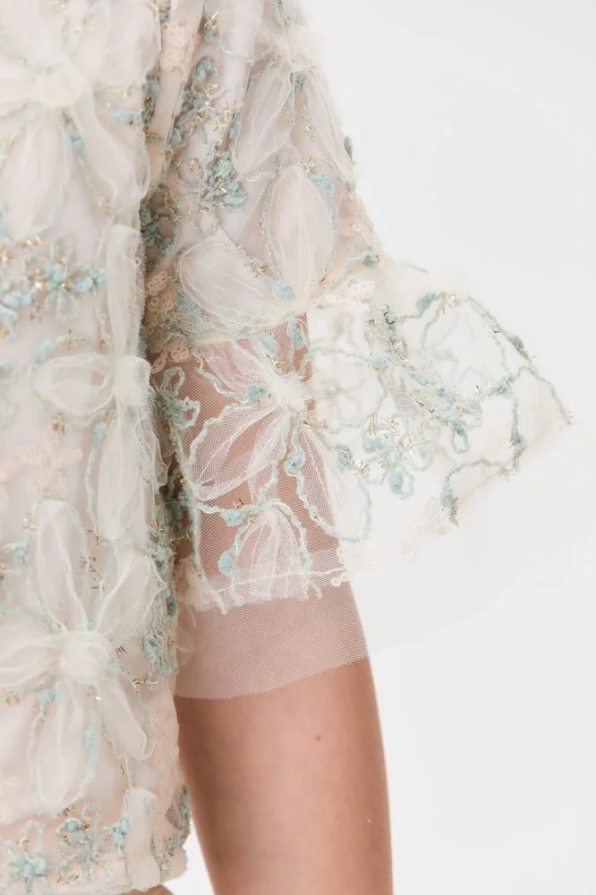 Tenda Floral blouse with sequin details